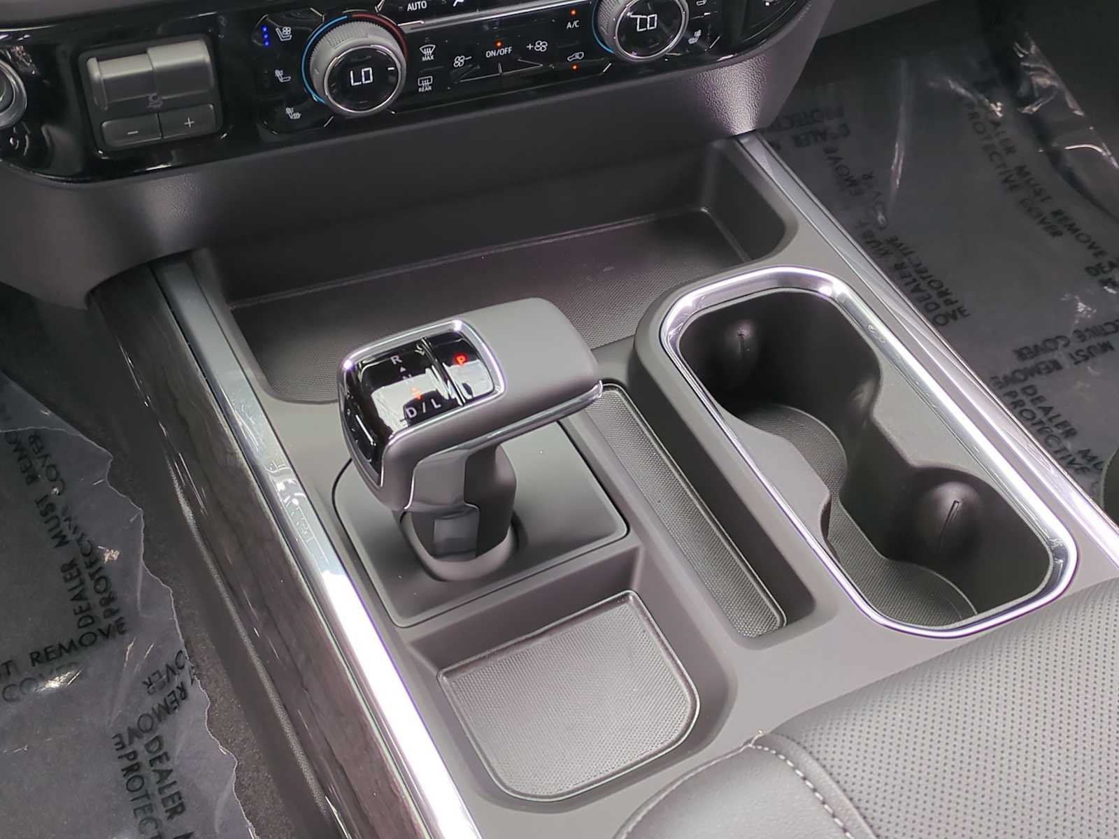 New 2026 Chevrolet Silverado 1500 LTZ w/ Z71 Off-Road Package AWD/4WD image 18