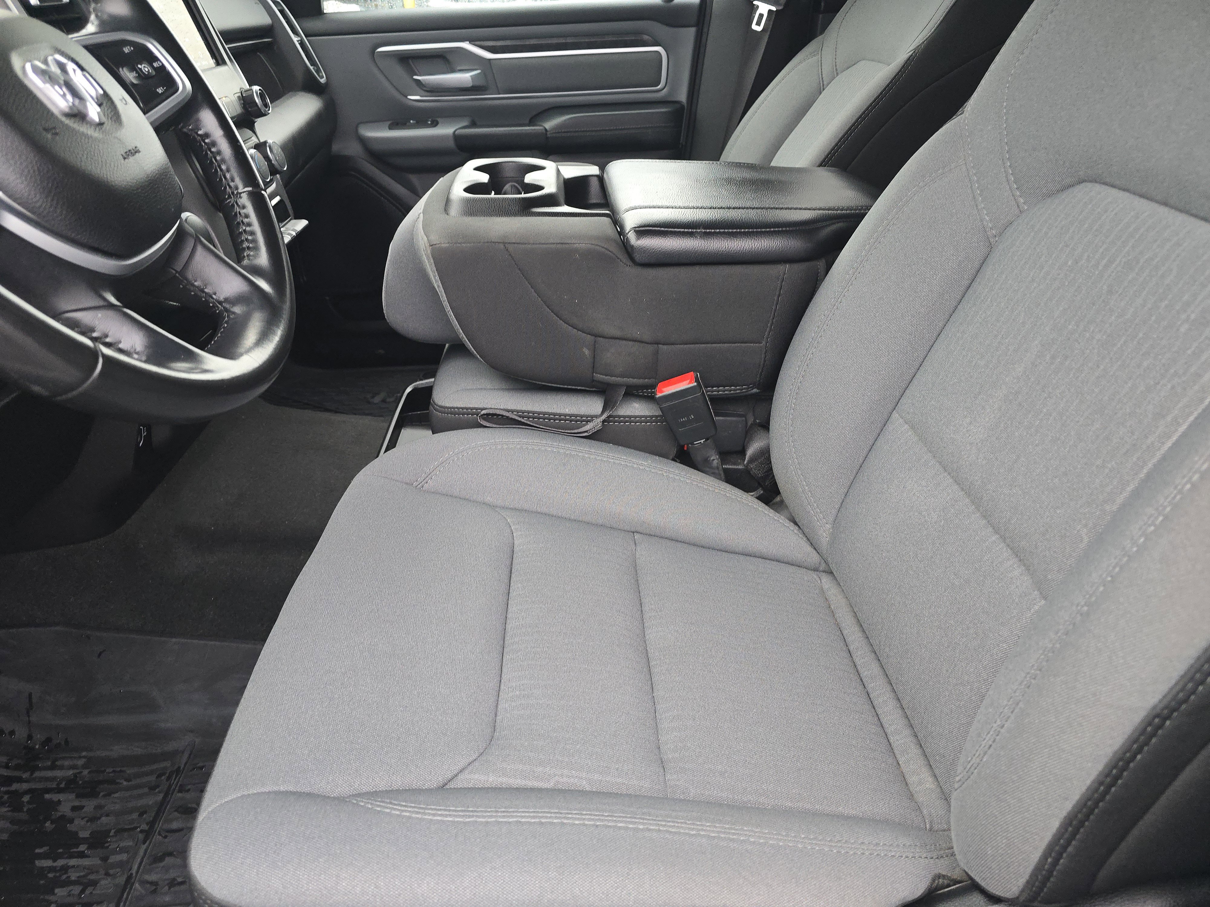 Used 2021 RAM 1500 Big Horn image 10