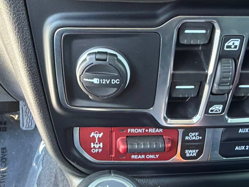 Used 2024 Jeep Wrangler Unlimited Rubicon AWD/4WD image 29