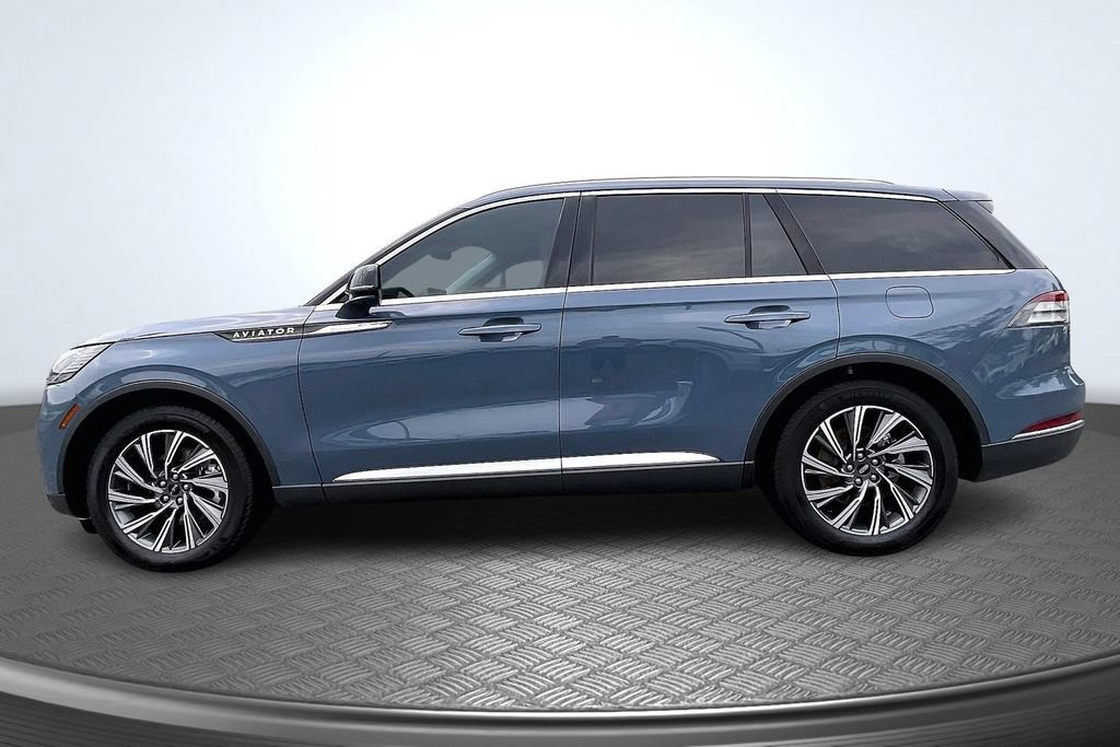 Used 2026 Lincoln Aviator 2WD image 8