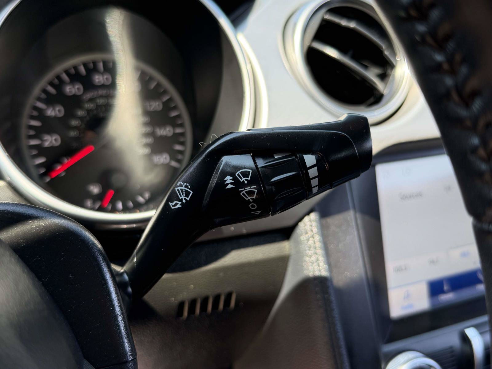 Used 2020 Ford Mustang Premium RWD image 15