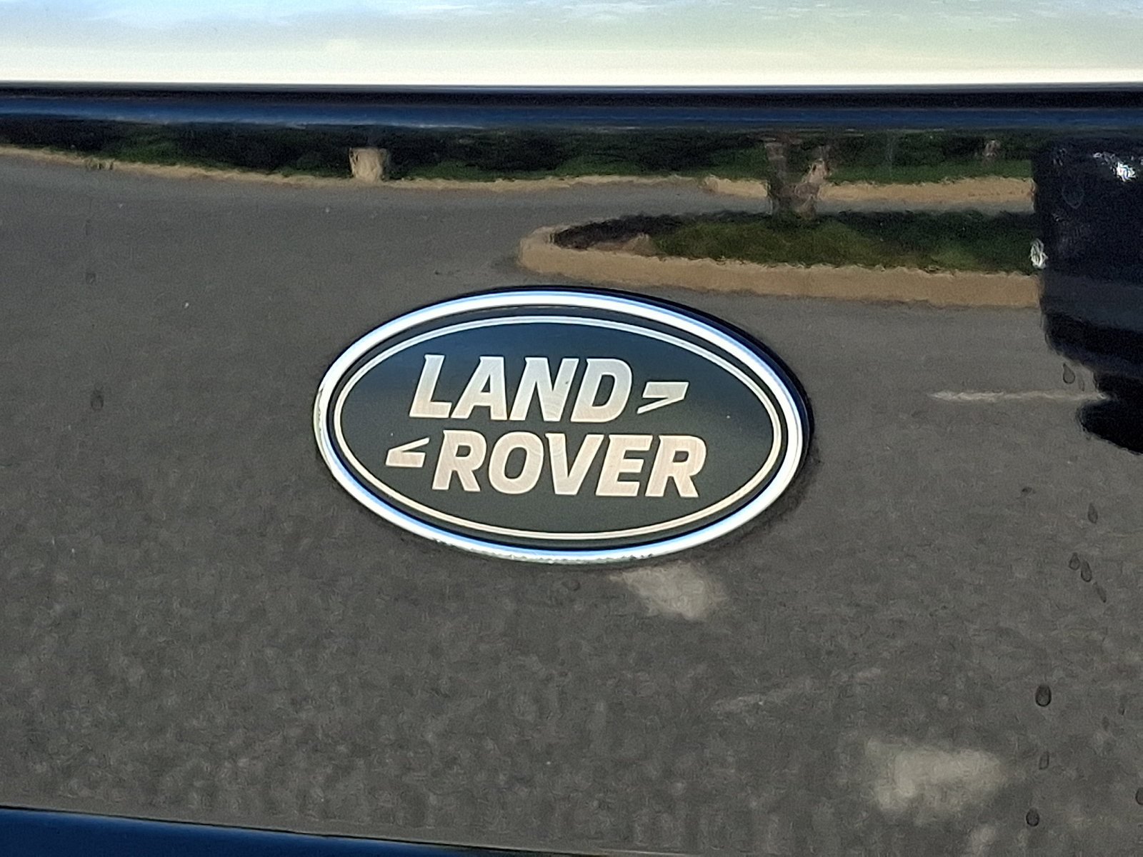 Used 2016 Land Rover Range Rover Sport HSE AWD/4WD image 32