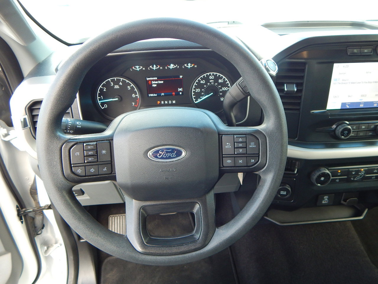 Used 2022 Ford F150 XL w/ Equipment Group 101A High RWD image 21