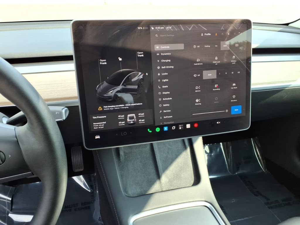 Used 2023 Tesla Model 3 Standard Range RWD image 8
