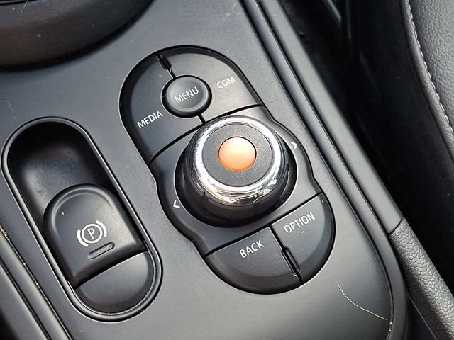 Used 2020 MINI Cooper Countryman FWD image 27