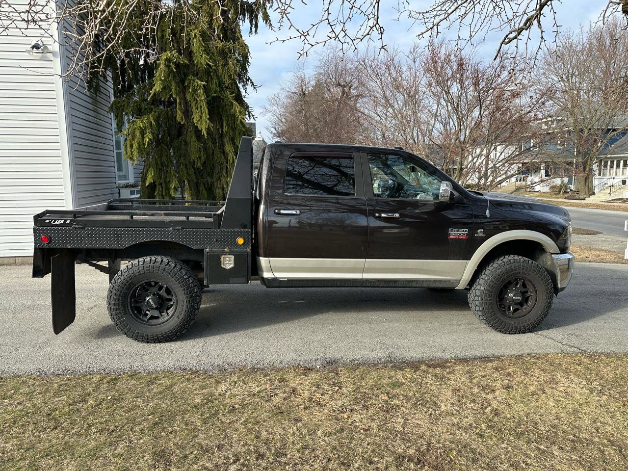 Used 2011 RAM 3500 Laramie w/ HD Snow Plow Prep Group image 8