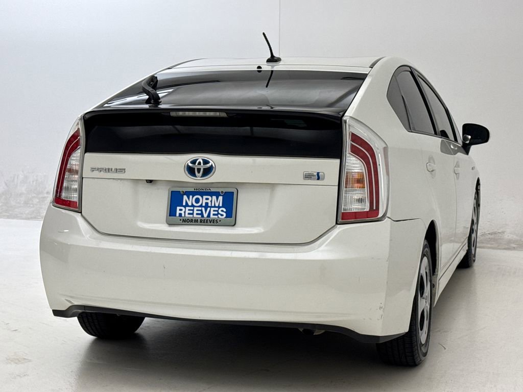 Used 2015 Toyota Prius Four FWD image 9