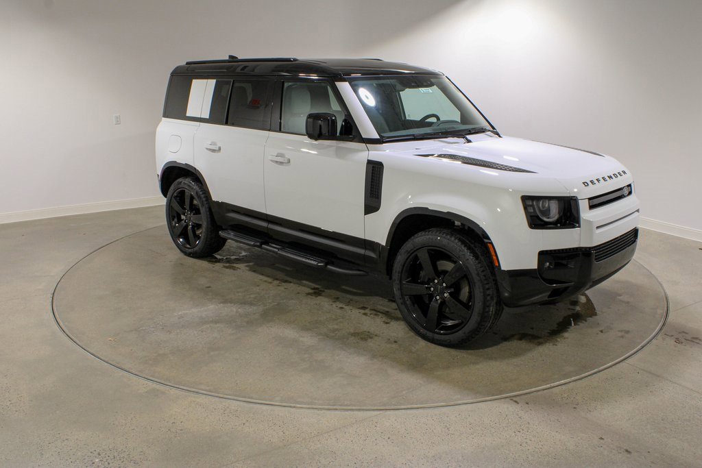 New 2026 Land Rover Defender 110 X-Dynamic SE image 7