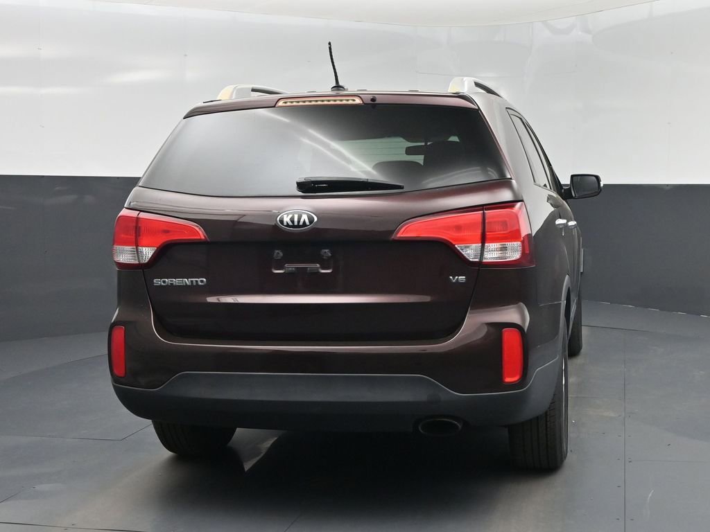 Used 2015 Kia Sorento LX FWD image 28