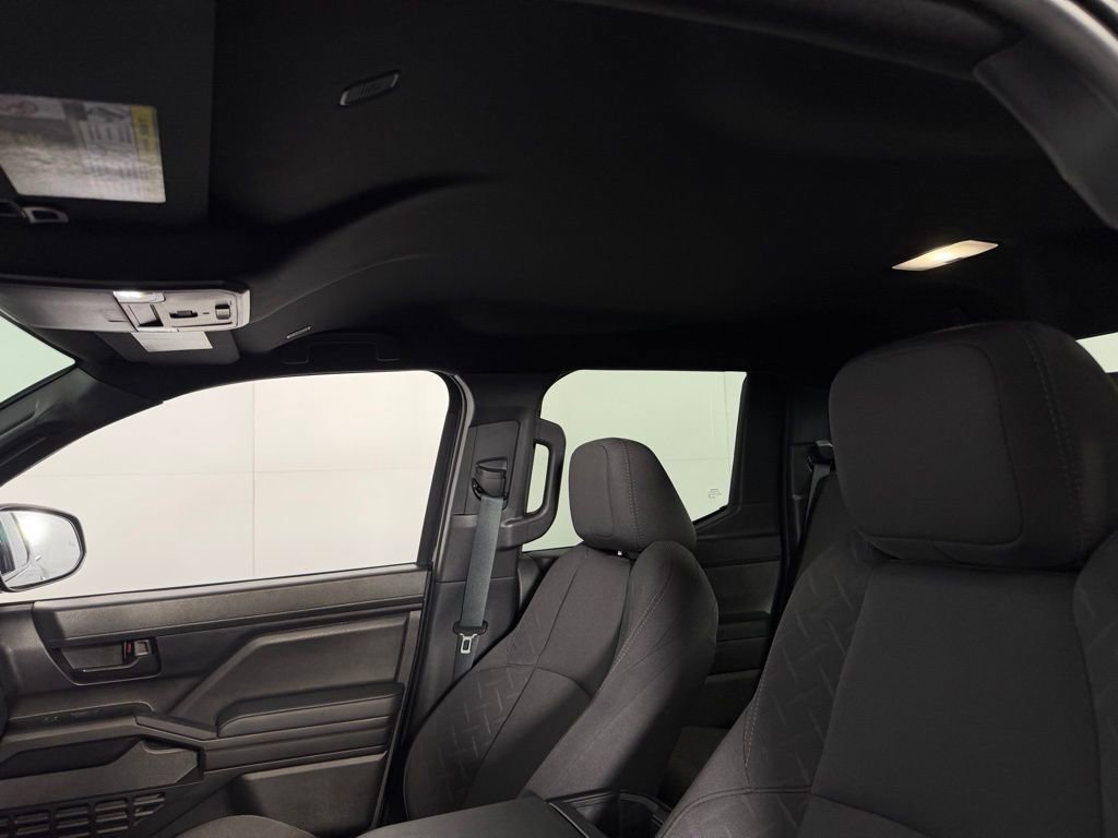 Used 2025 Toyota Tacoma SR image 23