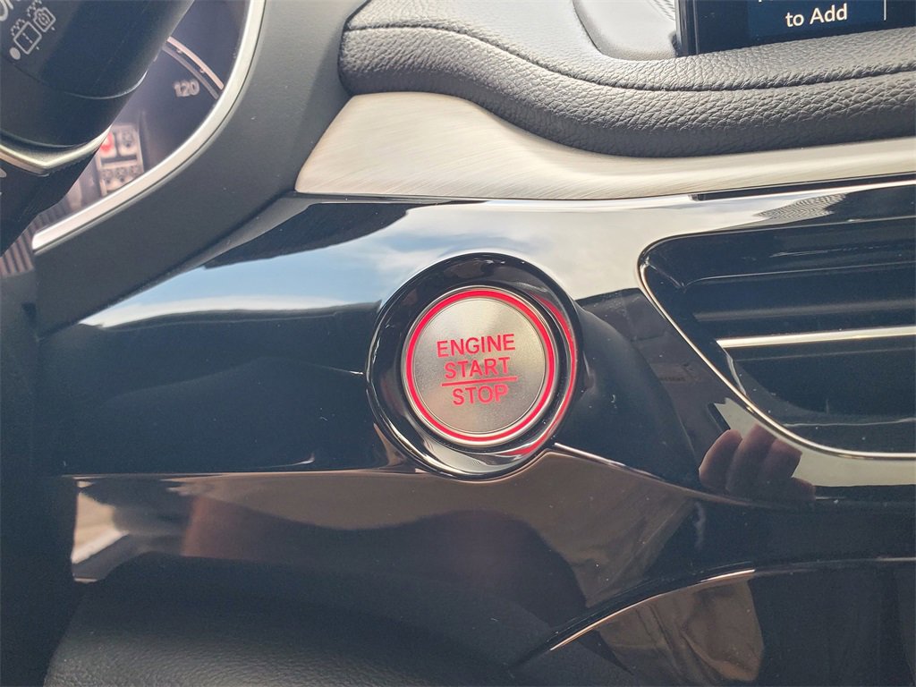 Used 2025 Acura MDX SH-AWD image 29