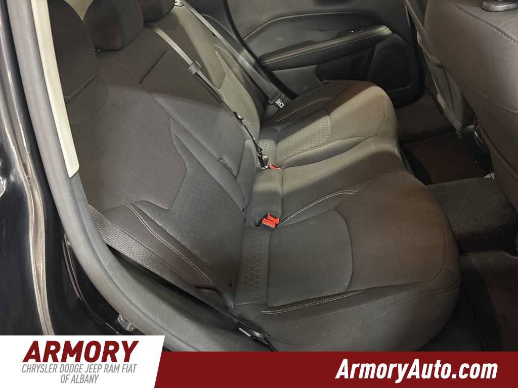 Used 2020 Jeep Compass Sport image 29