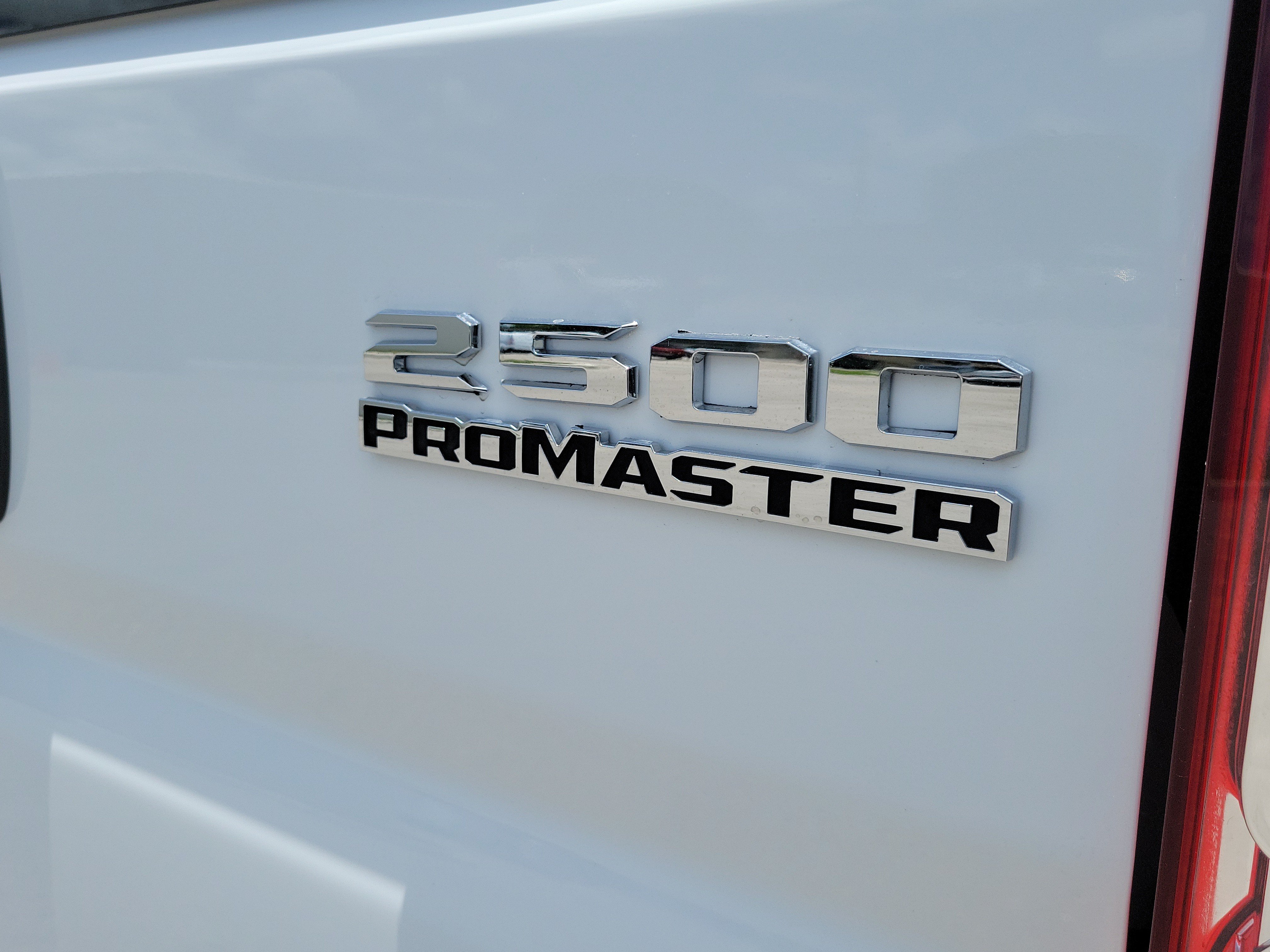 Used 2025 RAM ProMaster 2500 w/ U-Haul Equipment Group FWD image 29