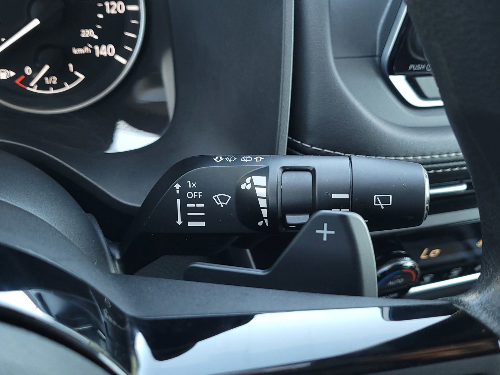 Used 2023 Nissan Rogue SV image 20