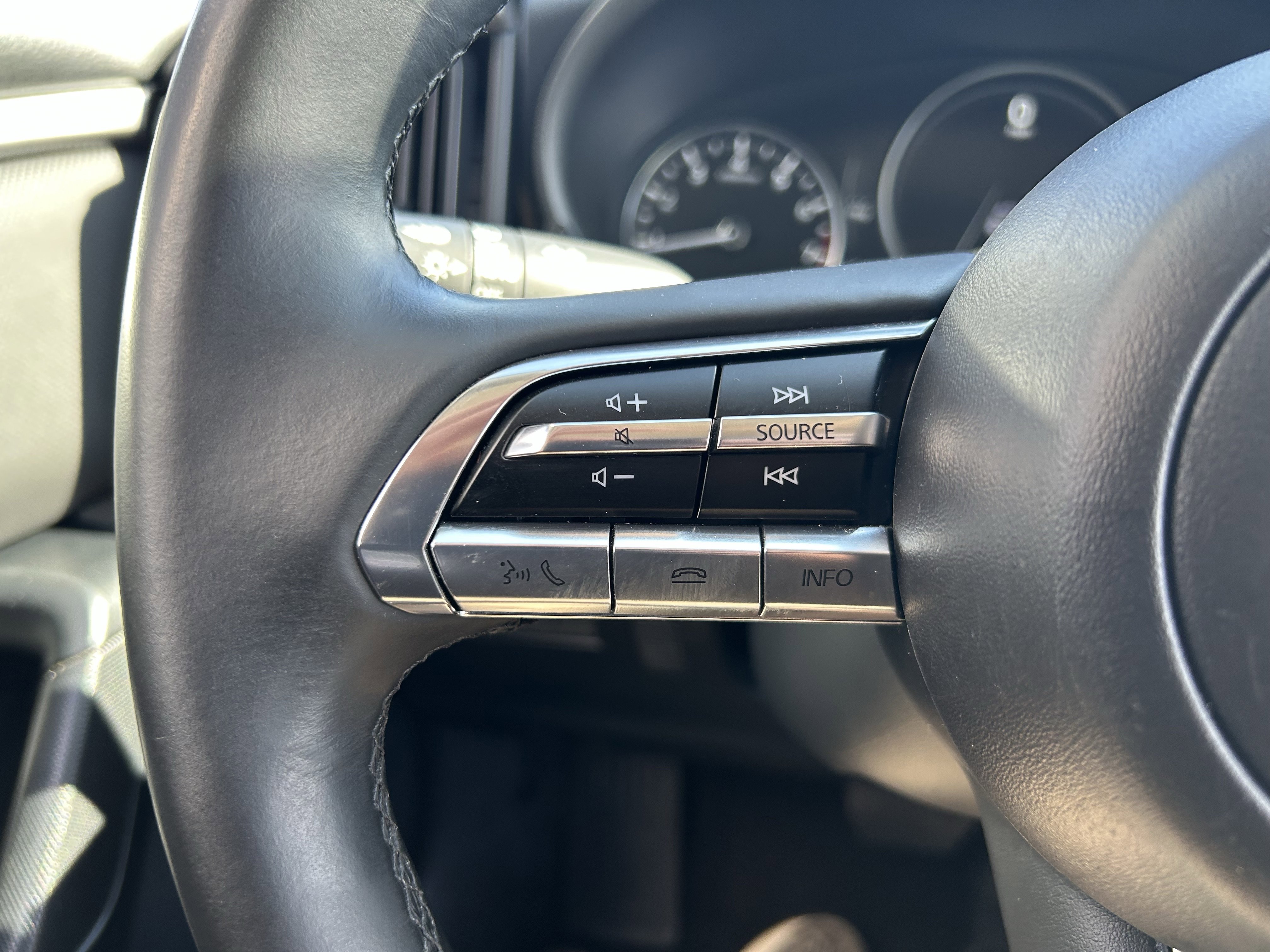 Used 2024 MAZDA CX-50 AWD 2.5 S w/ Cargo Package image 19