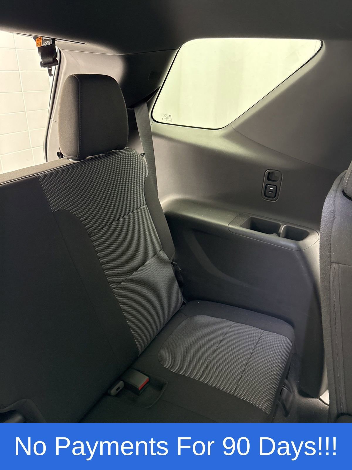 Used 2023 Chevrolet Traverse LT image 36