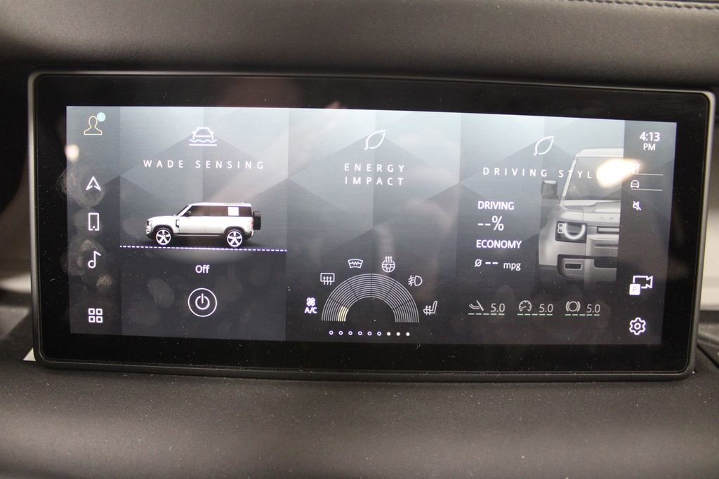 Used 2024 Land Rover Defender 110 S image 29