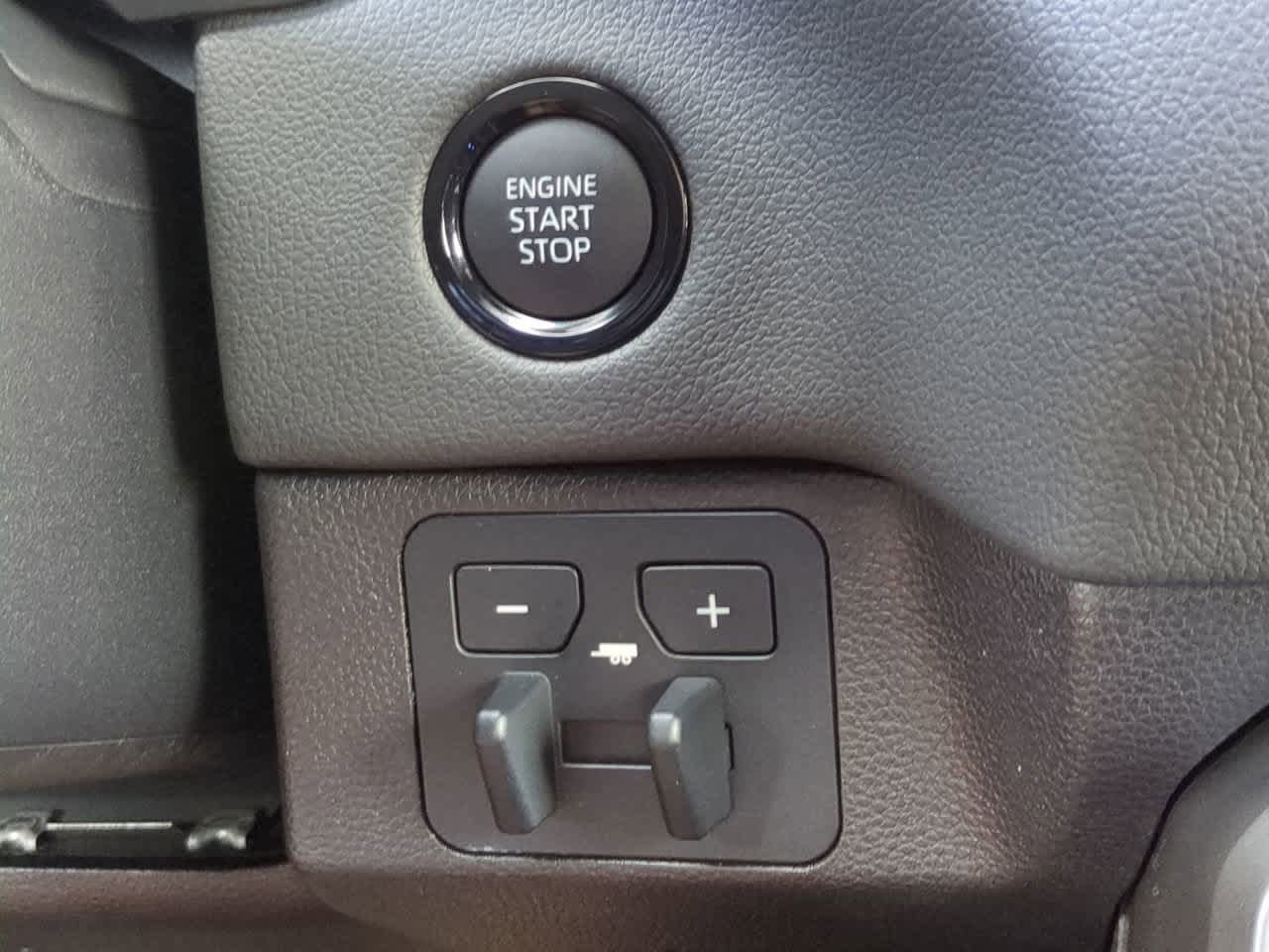 New 2026 Toyota Tundra Limited AWD/4WD image 26