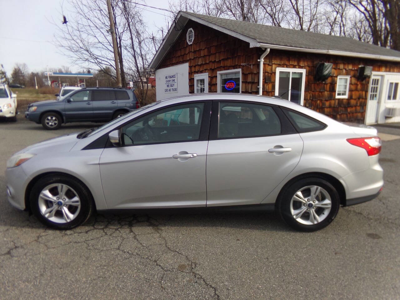 Used 2013 Ford Focus SE image 9