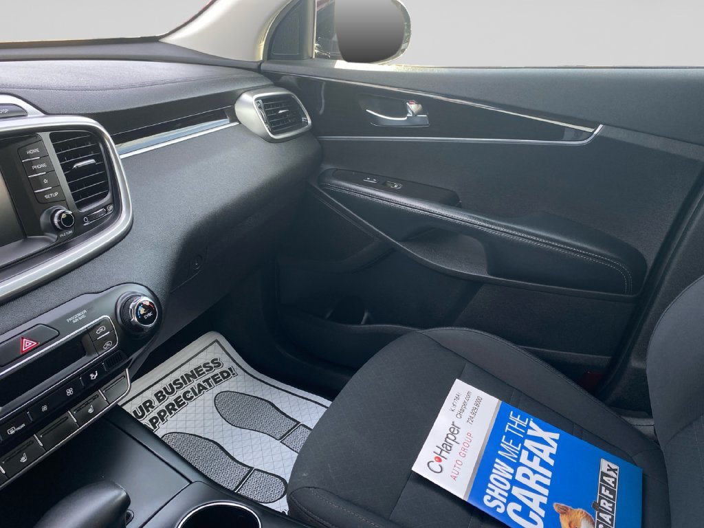 Used 2019 Kia Sorento AWD w/ LX Convenience Package image 30