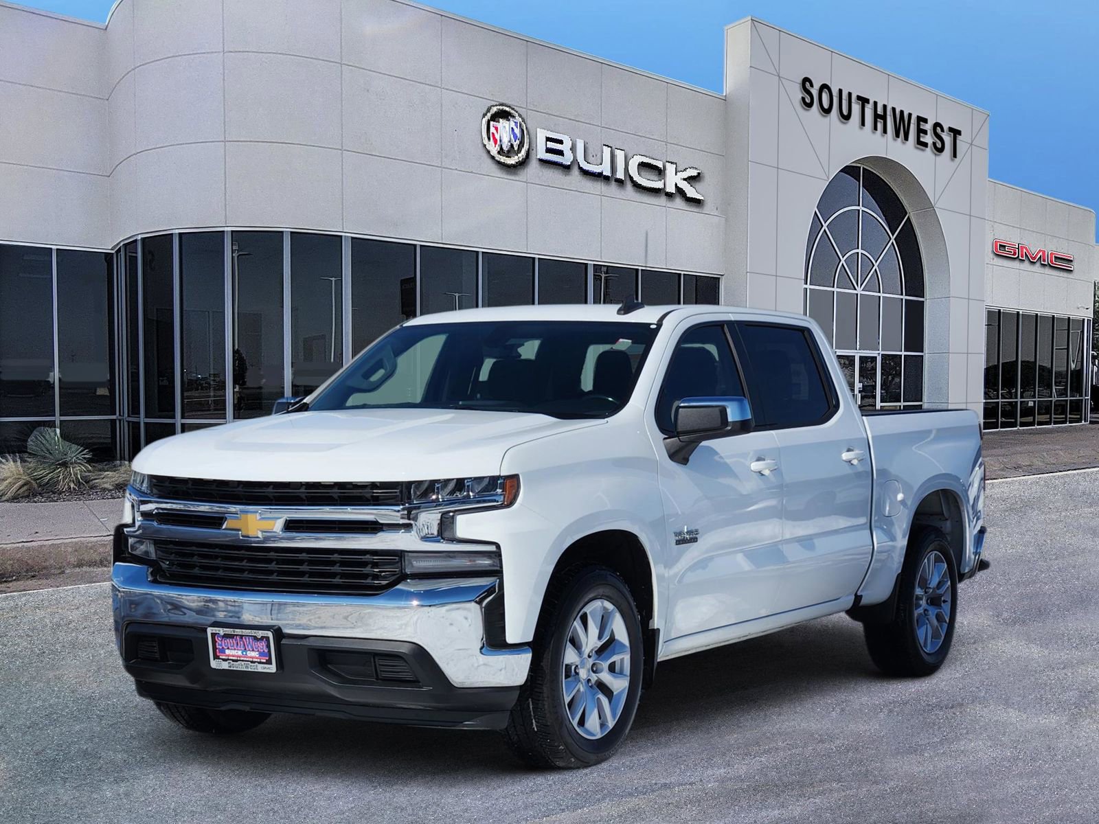 Used 2019 Chevrolet Silverado 1500 LT w/ Texas Edition image 2