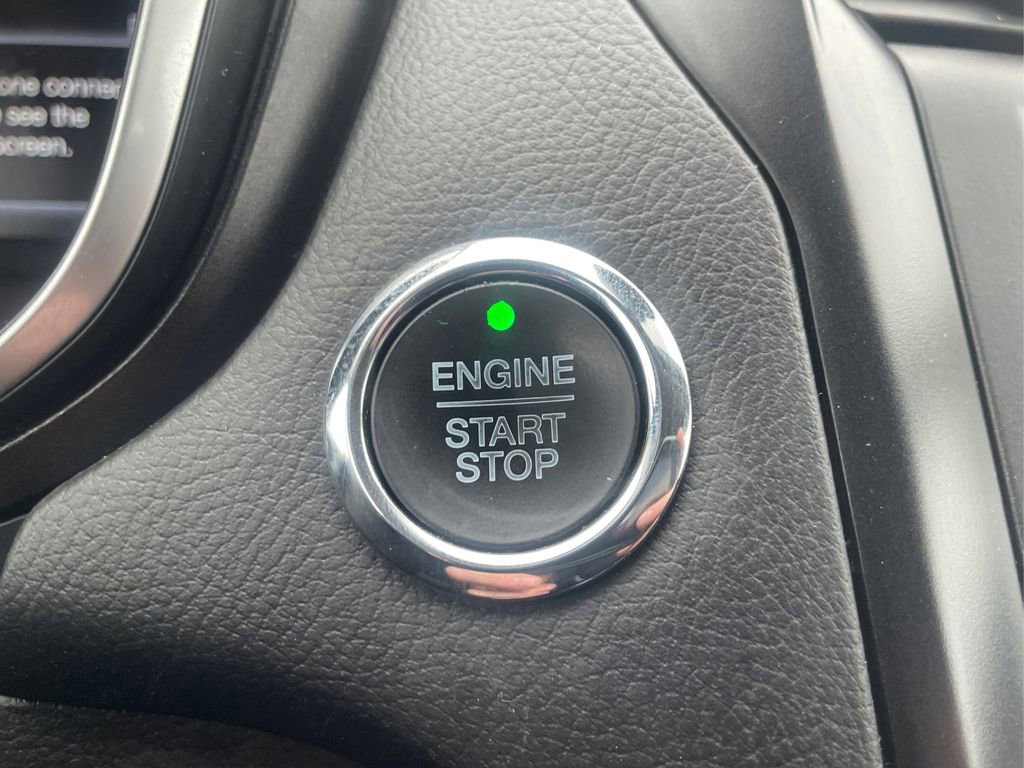 Used 2019 Ford Fusion Titanium image 36