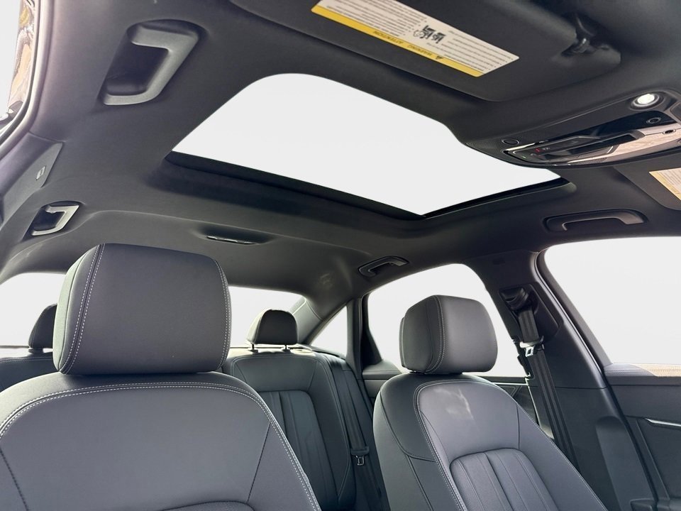 New 2025 Audi A6 Premium Plus image 11