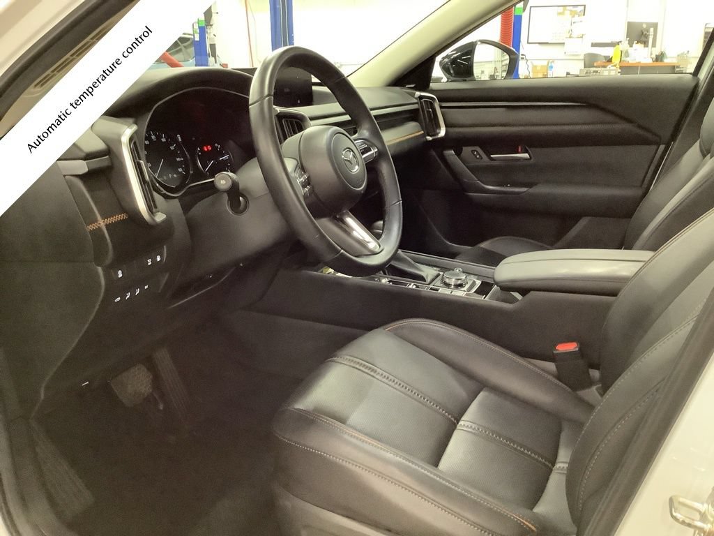 Certified 2025 MAZDA CX-50 AWD 2.5 Hybrid w/ Premium Pkg image 13