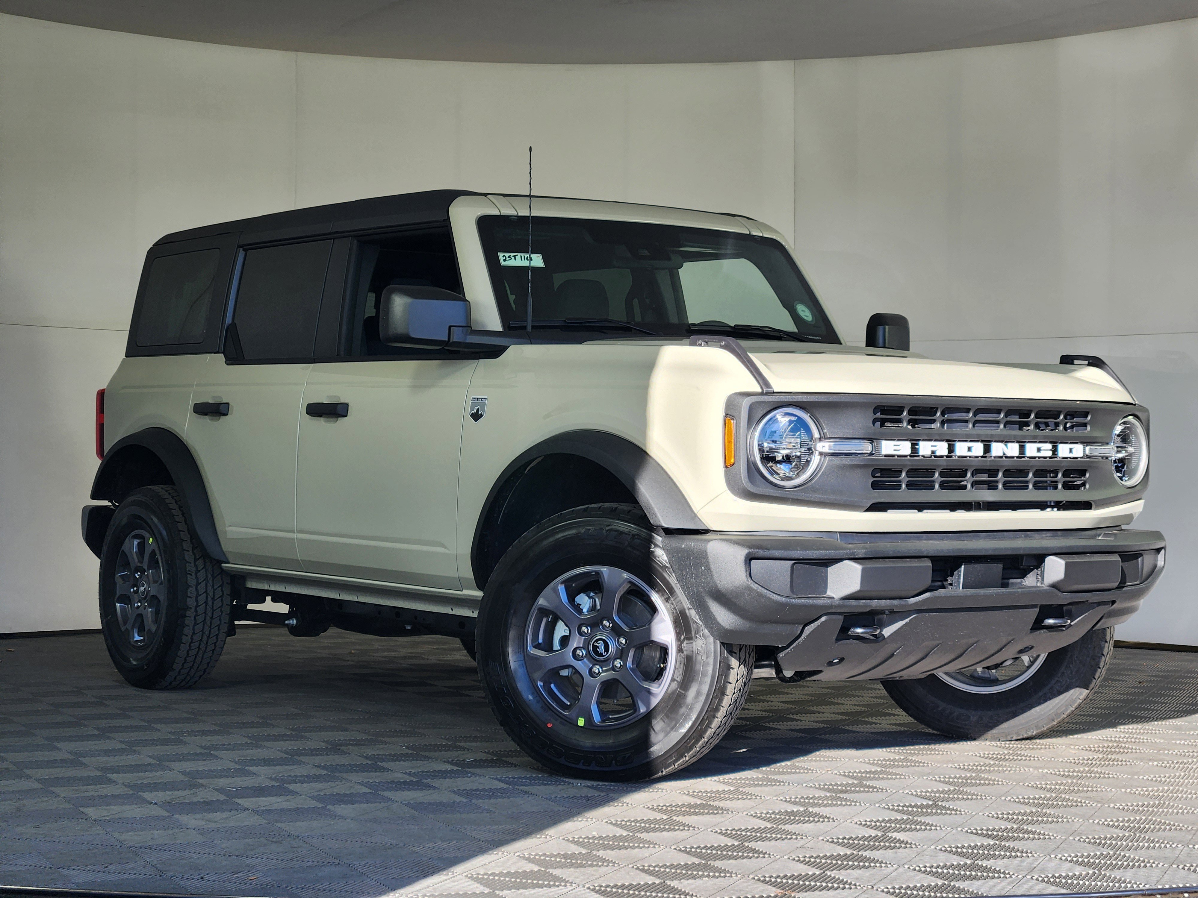 New 2025 Ford Bronco Big Bend