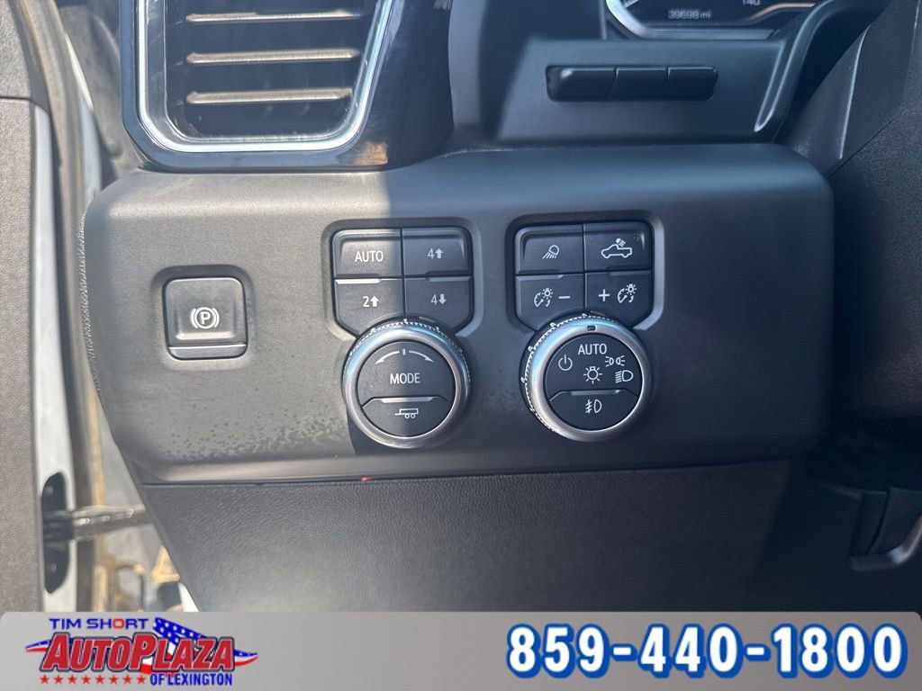 Used 2025 GMC Sierra 2500 Denali Ultimate AWD/4WD image 17