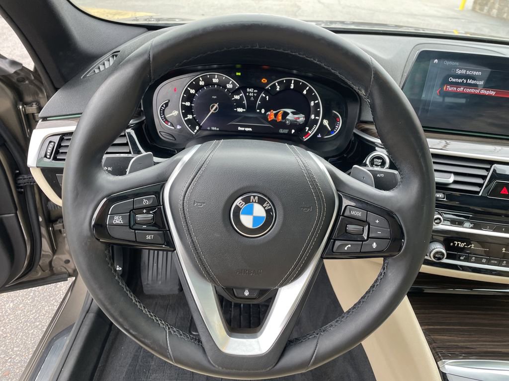 Used 2017 BMW 530i xDrive image 16
