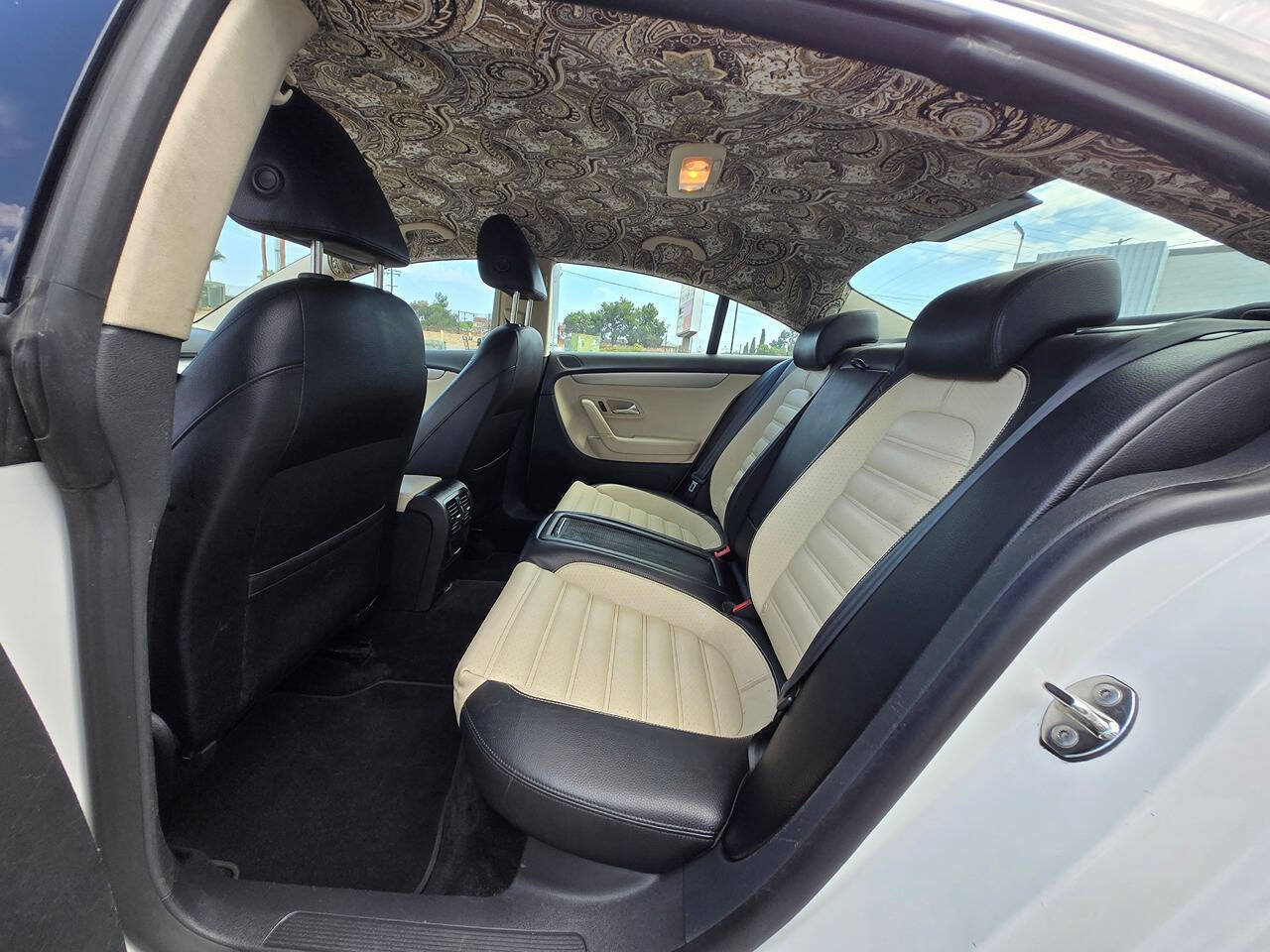Used 2010 Volkswagen CC Sport FWD image 25