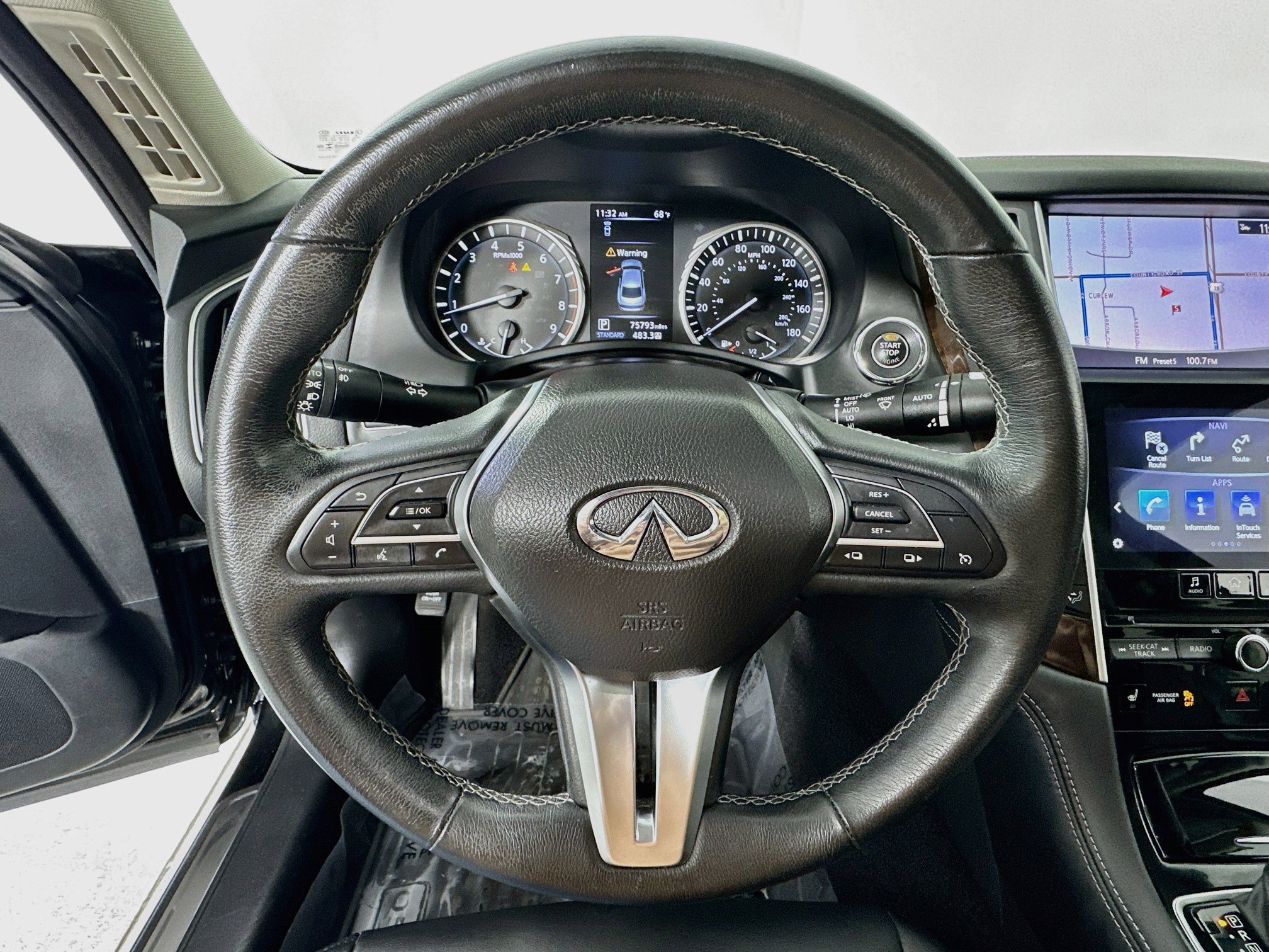 Used 2019 INFINITI Q50 Luxe w/ Essential Package (3.0T Luxe) image 11