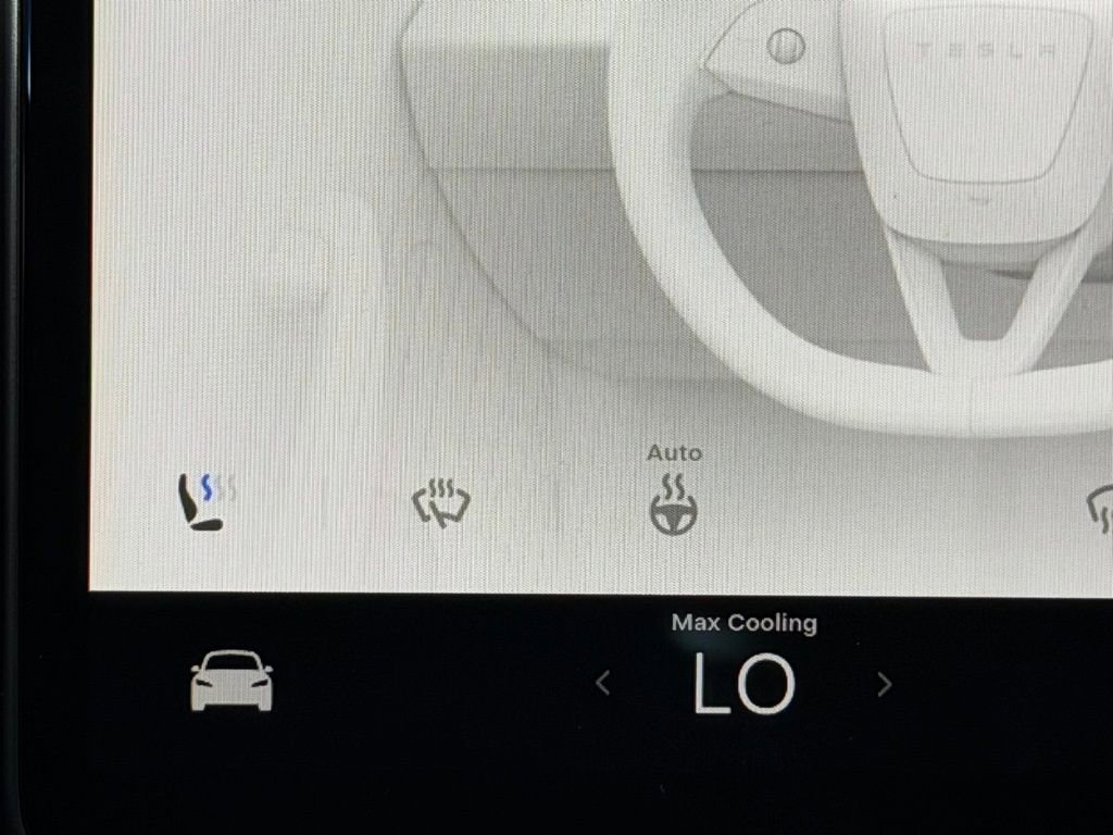 Used 2024 Tesla Model 3 Standard Range image 19