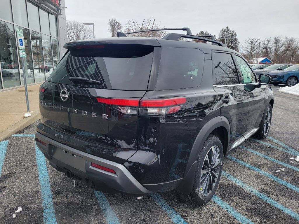 New 2026 Nissan Pathfinder Platinum AWD/4WD image 3