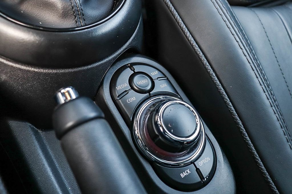 Used 2022 MINI Cooper S image 18