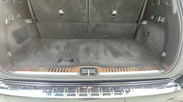 Used 2025 Mercedes-Benz GLS 450 4MATIC image 14