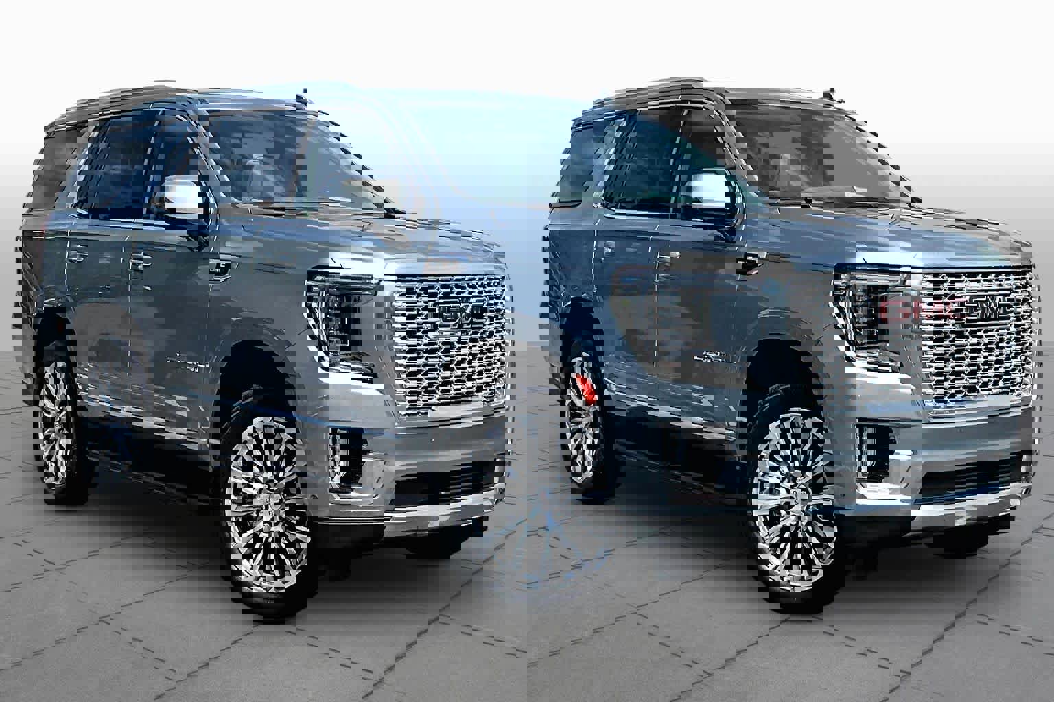 Used 2023 GMC Yukon Denali w/ Advanced Technology Package image 3