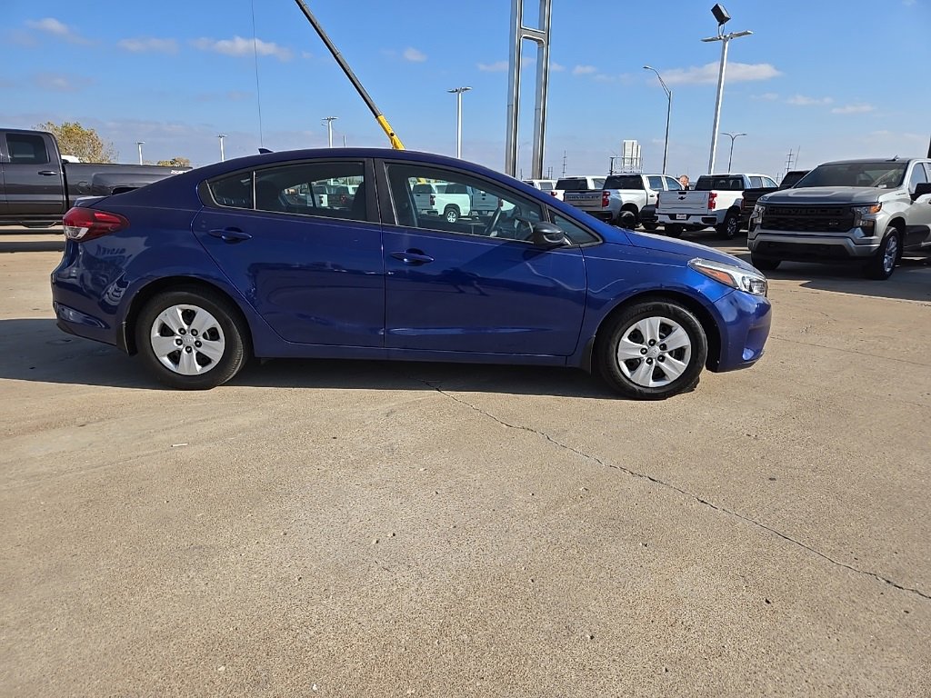 Used 2017 Kia Forte LX image 6