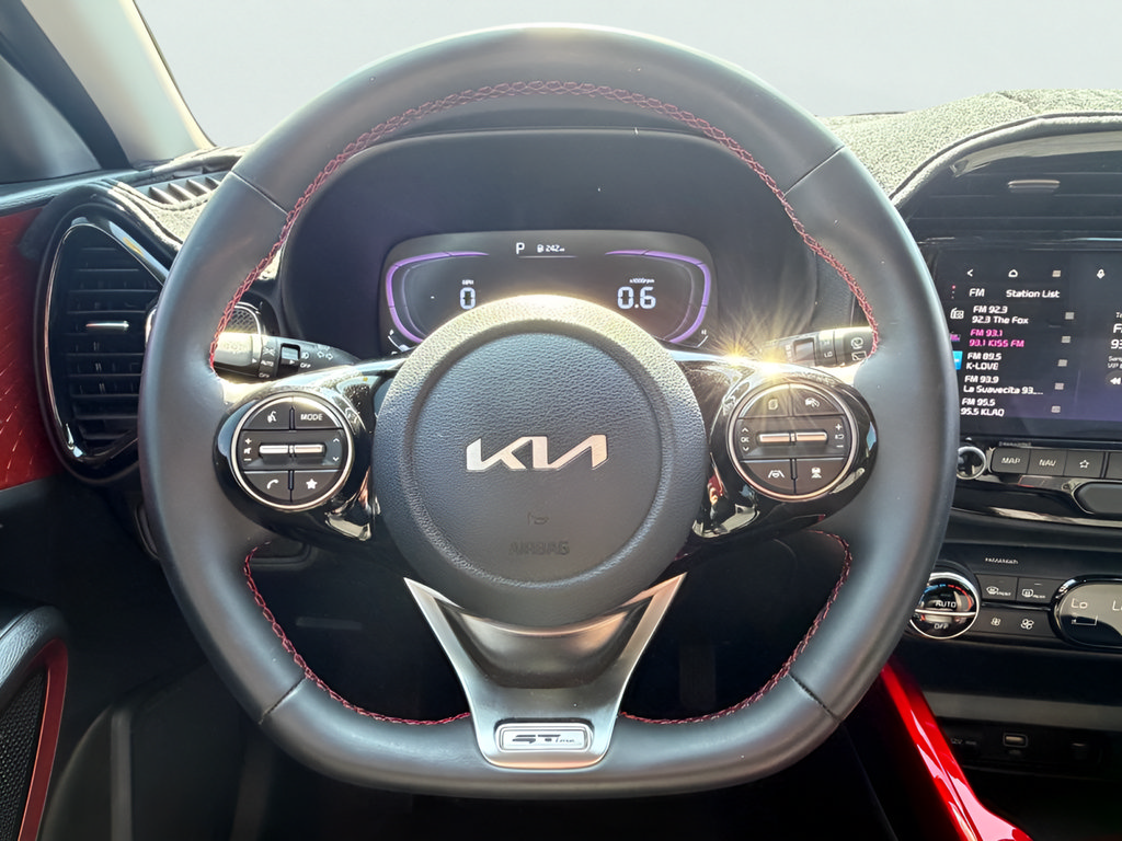 Used 2025 Kia Soul GT-Line w/ GT-Line Technology Package FWD image 26