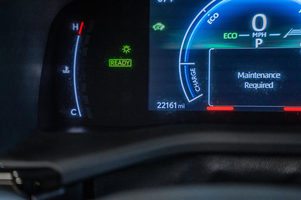 Used 2025 Toyota Camry LE image 41