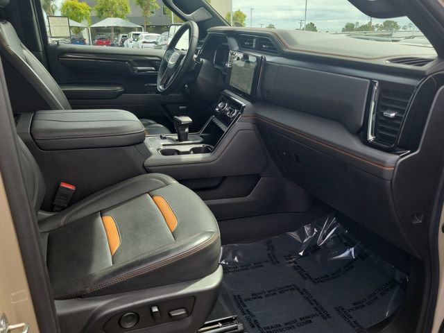 Used 2023 GMC Sierra 1500 AT4 w/ Technology Package AWD/4WD image 20