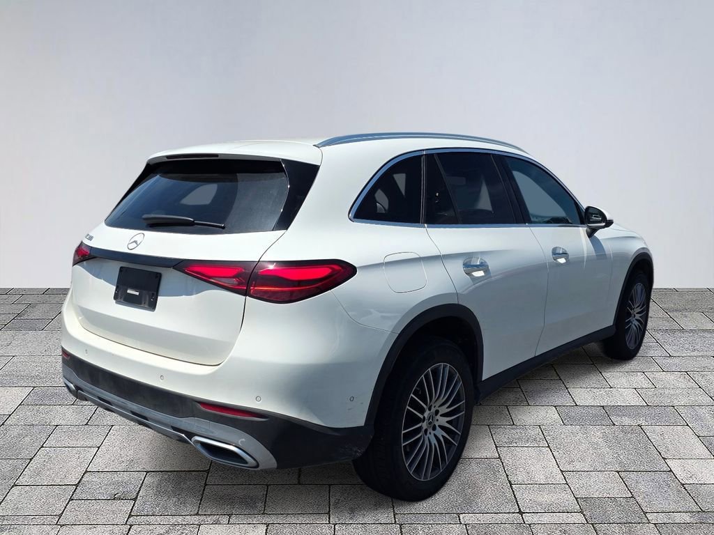 Certified 2025 Mercedes-Benz GLC 300 image 7