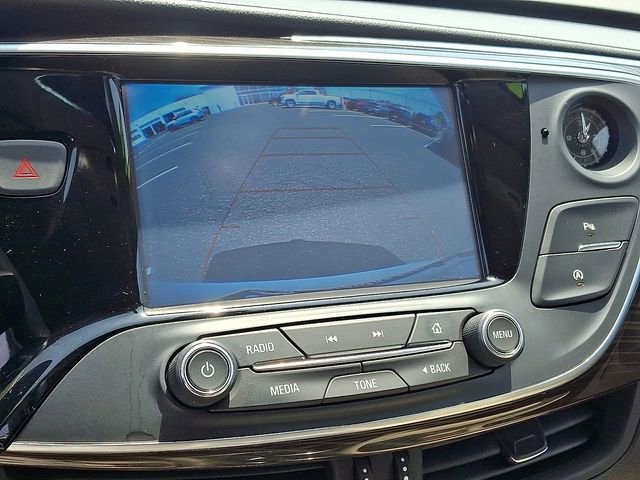 Used 2020 Buick Envision Essence AWD/4WD image 17