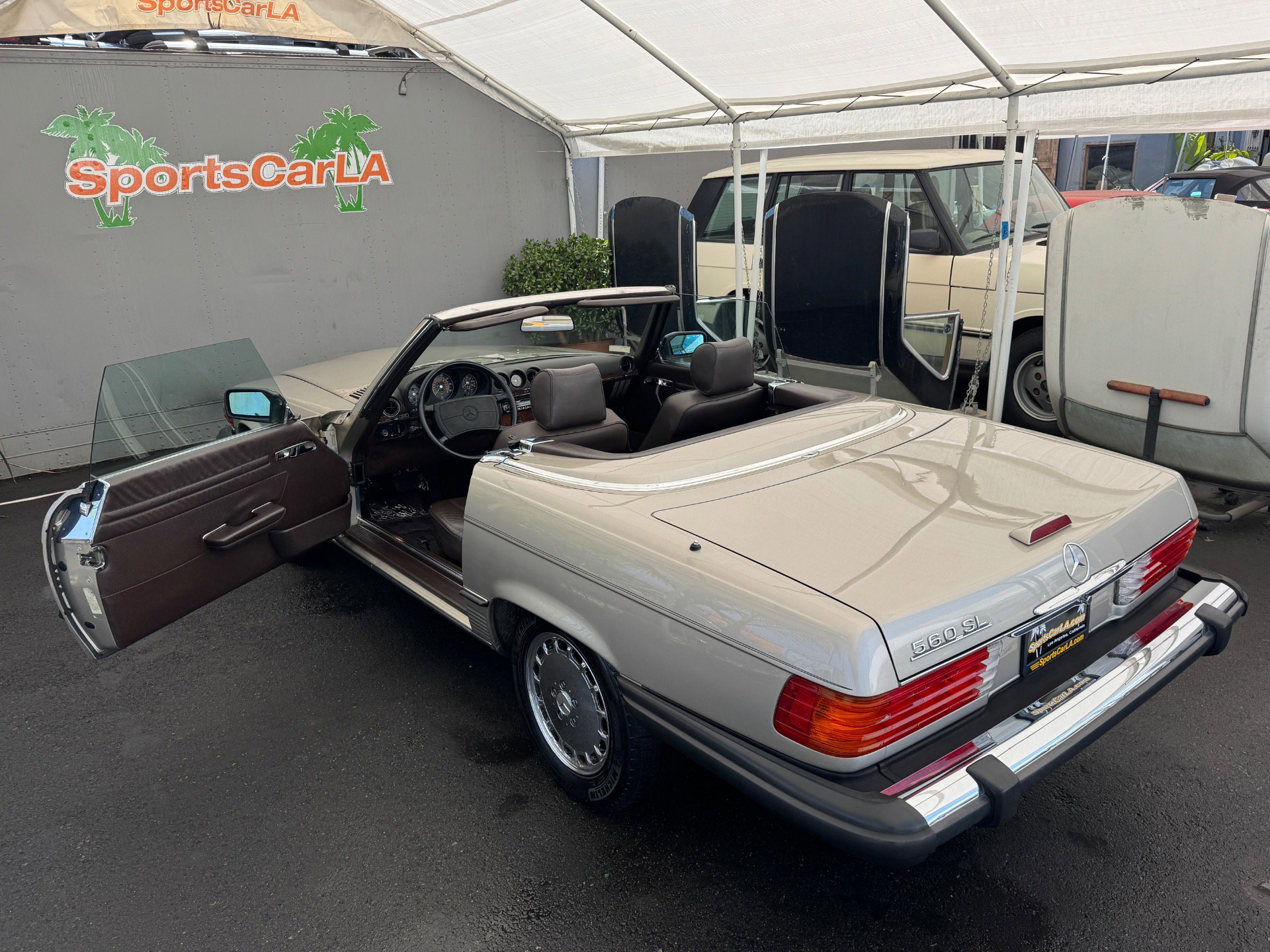 Used 1988 Mercedes-Benz 560 SL image 11