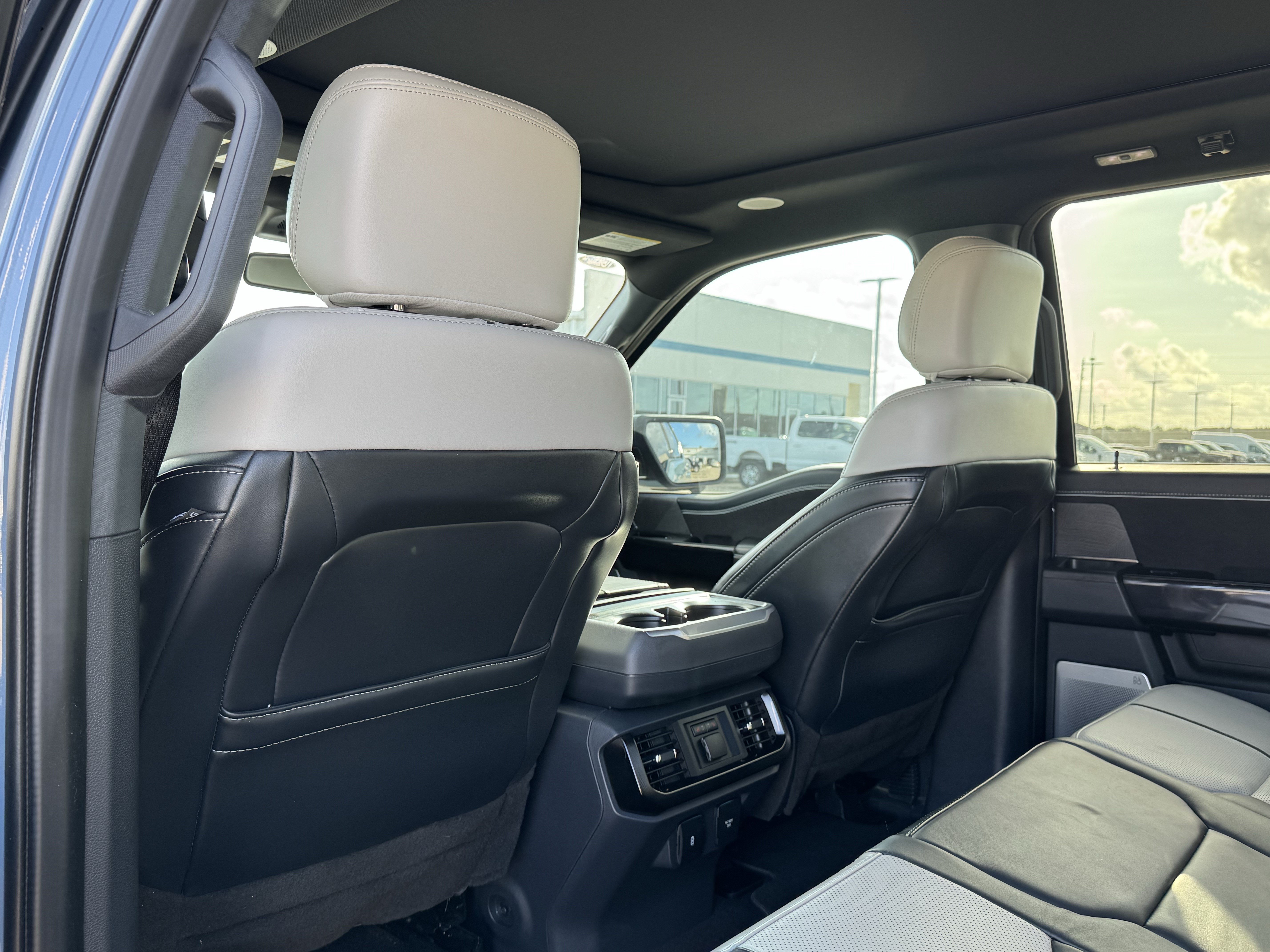 Used 2023 Ford F150 Lightning Platinum AWD/4WD image 20