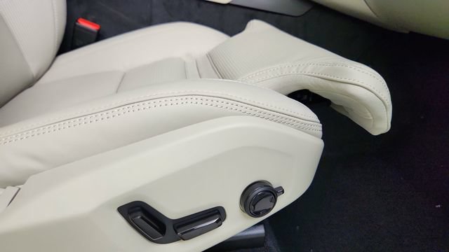 New 2026 Volvo XC90 B6 Ultra w/ Protection Package AWD/4WD image 41