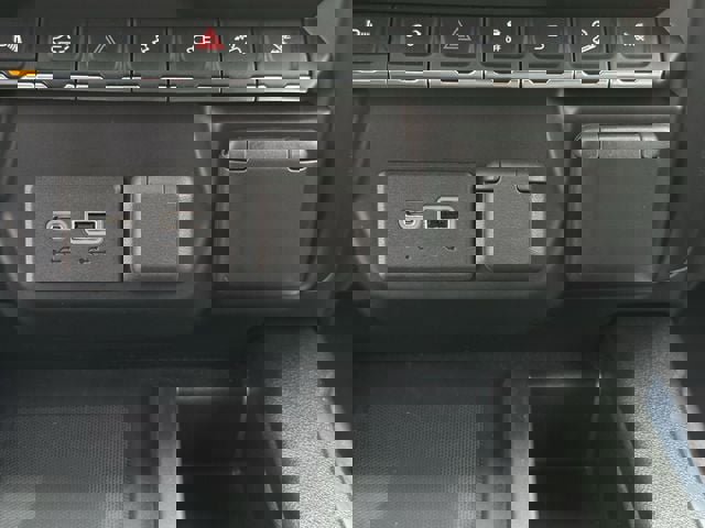 Used 2021 GMC Sierra 2500 Denali w/ Denali Ultimate Package AWD/4WD image 21