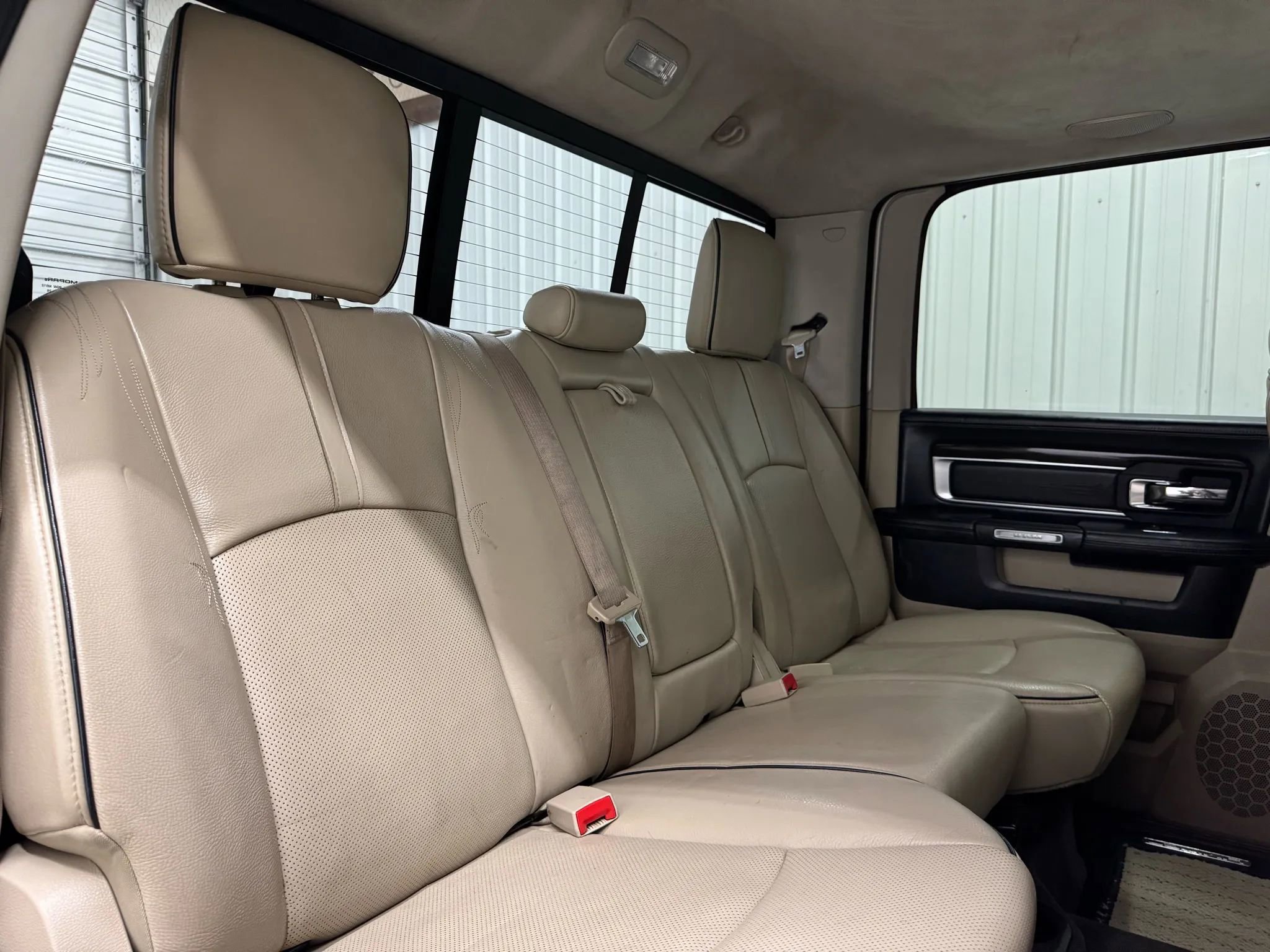 Used 2018 RAM 3500 Laramie Longhorn AWD/4WD image 18