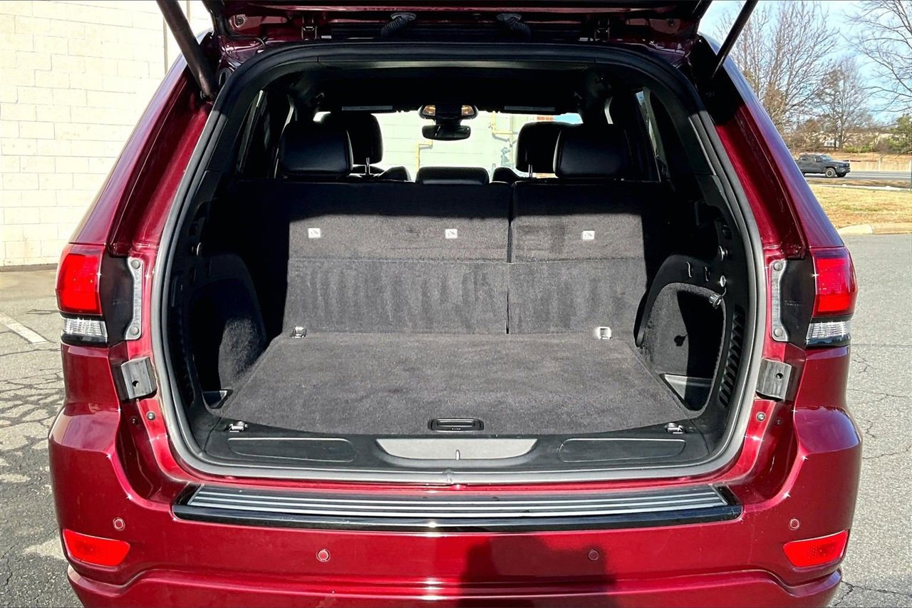 Certified 2018 Jeep Grand Cherokee Altitude image 24